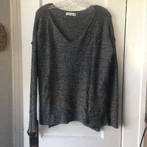 Abercrombie & Fitch Gray V neck soft sweater